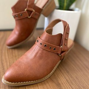Universal Thread Western Booties